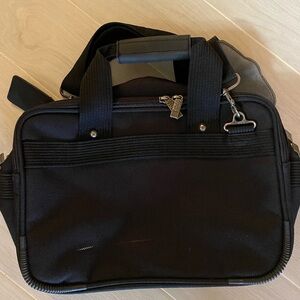 Stylish black Ricardo Beverly Hills brief/carry case
